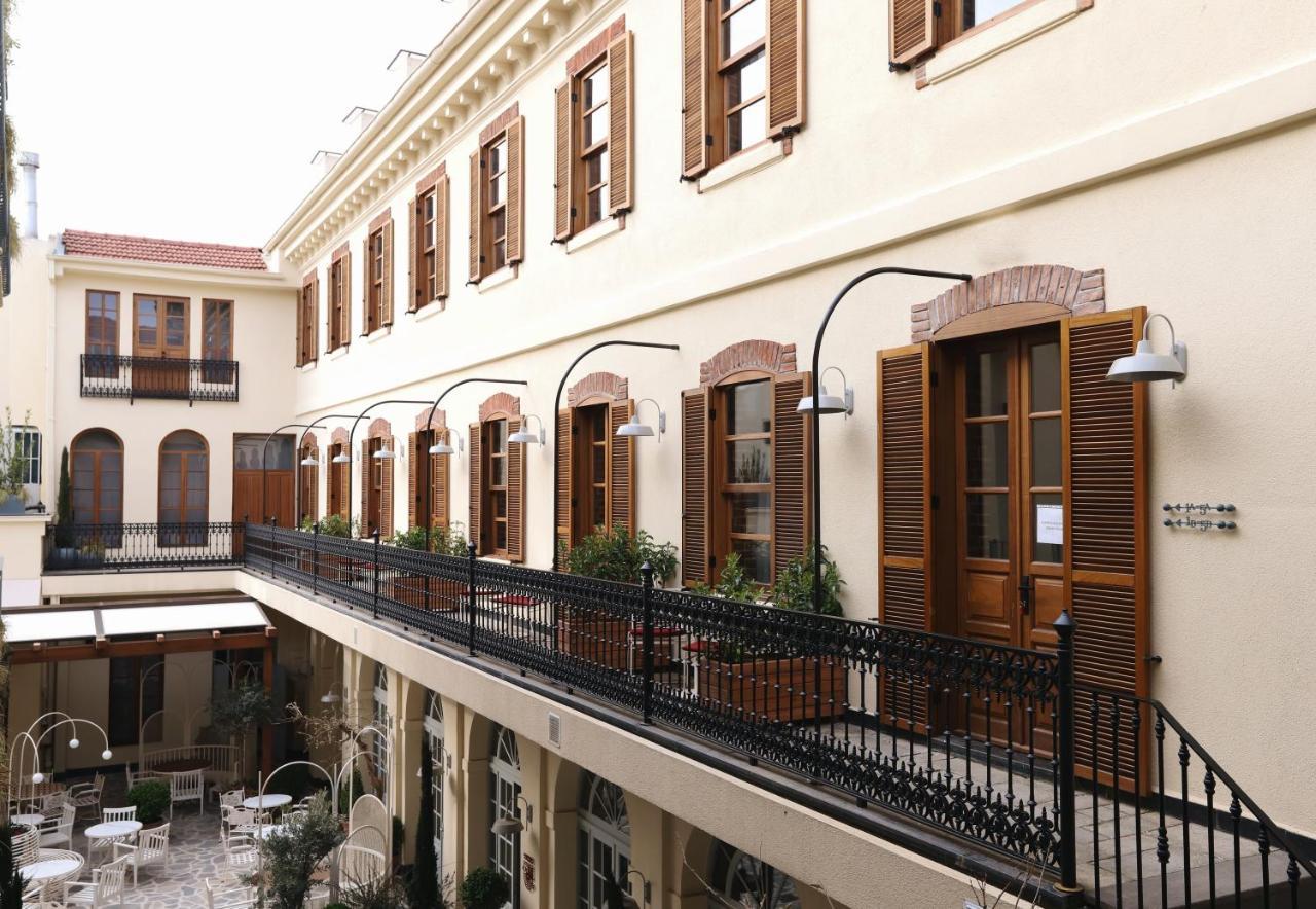 Ecole St. Pierre Hotel Istanbul Exterior photo